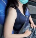Semi Thai Beautiful Girl Pee On the Roadside