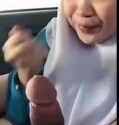SMP memek tanpa bulu ngewe di mobil